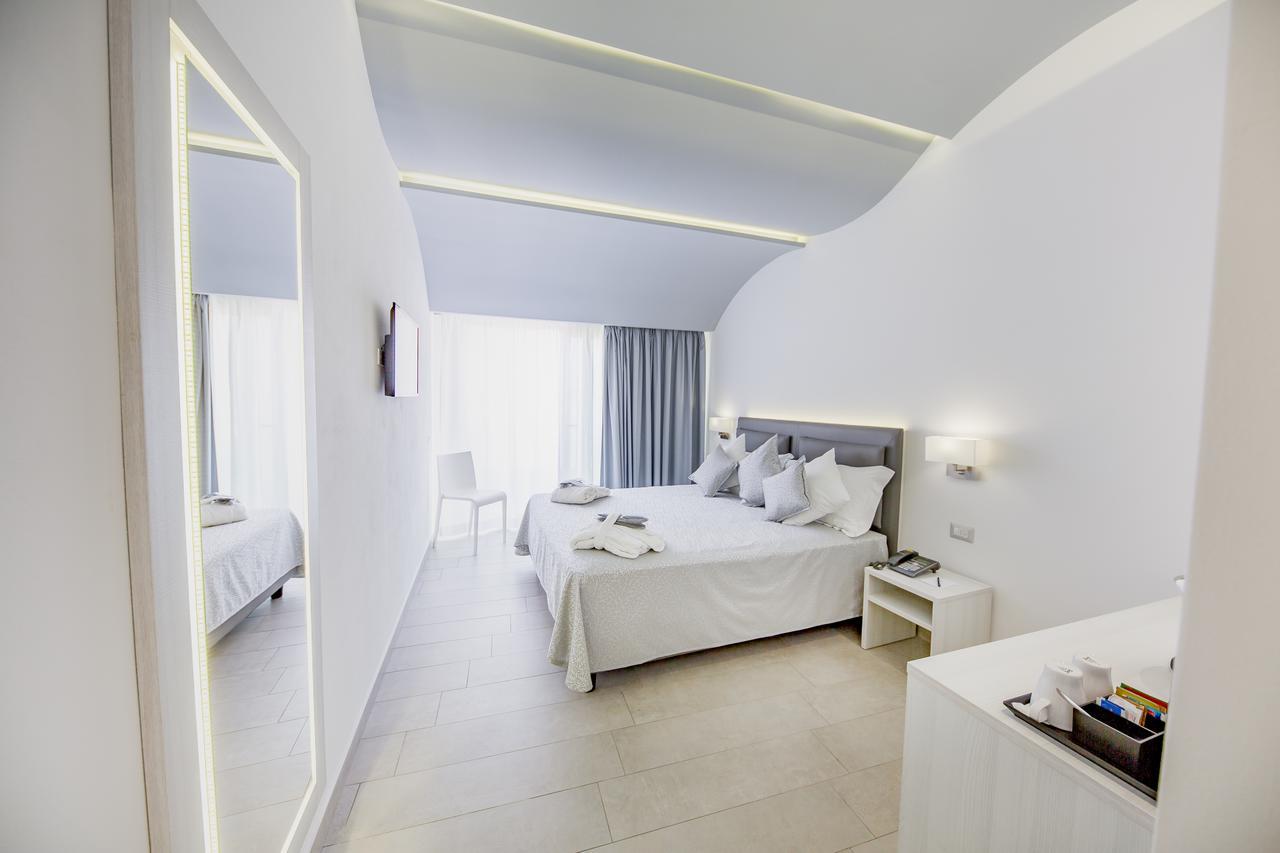 Ossuna Bay Hotel Boutique تْشيفالو المظهر الخارجي الصورة